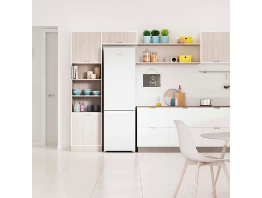 Холодильник INDESIT ITS 4200 W